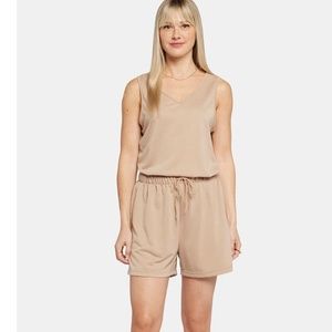 NWT!!! NYDJ Terry Lounge Set